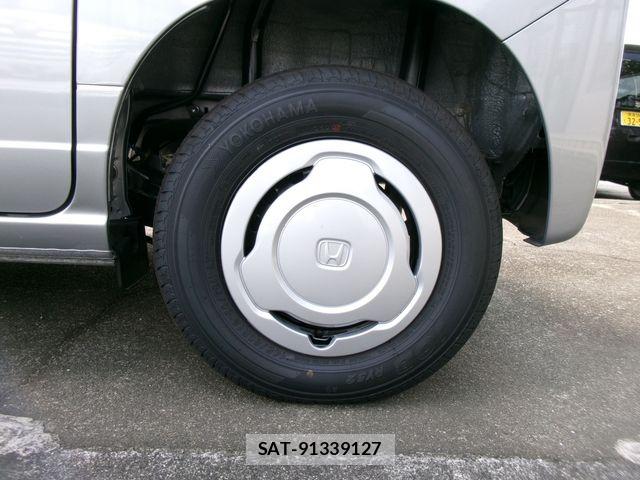 Honda N-VAN 2026-05 8744996-14