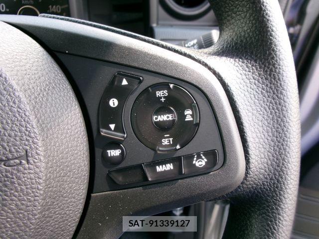 Honda N-VAN 2026-05 8744996-18