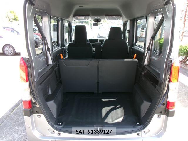 Honda N-VAN 2026-05 8744996-24