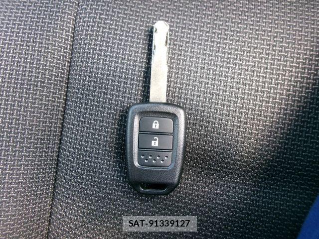 Honda N-VAN 2026-05 8744996-28