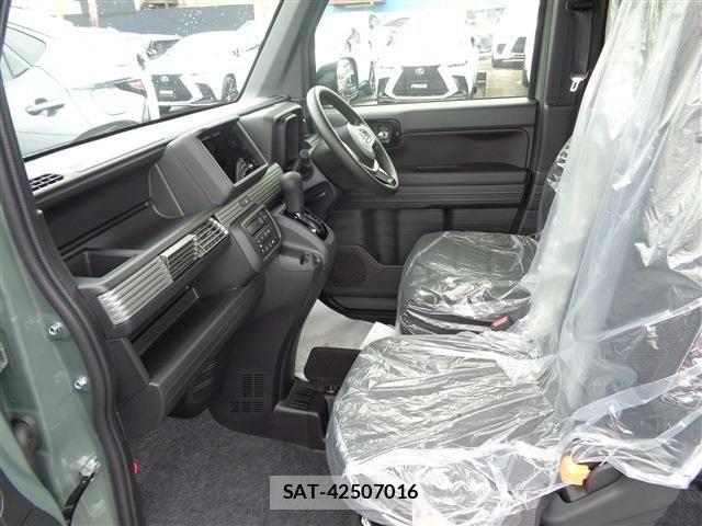 Honda N-VAN 2026-09 8744995-10