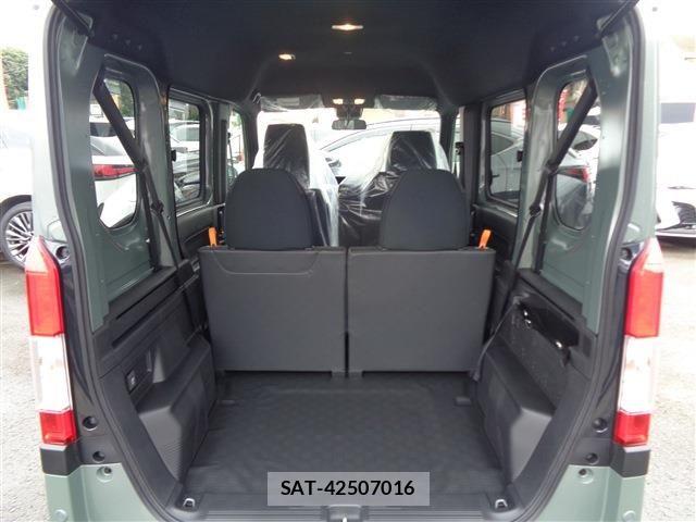 Honda N-VAN 2026-09 8744995-13