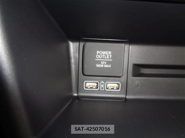 Honda N-VAN 2026-09 8744995-16