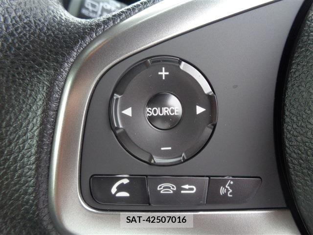 Honda N-VAN 2026-09 8744995-23