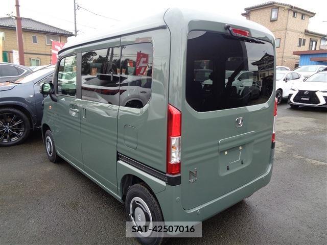 Honda N-VAN 2026-09 8744995-5