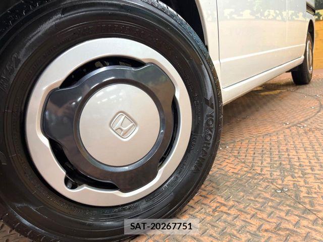 Honda N-VAN 2024-11 8781501-12