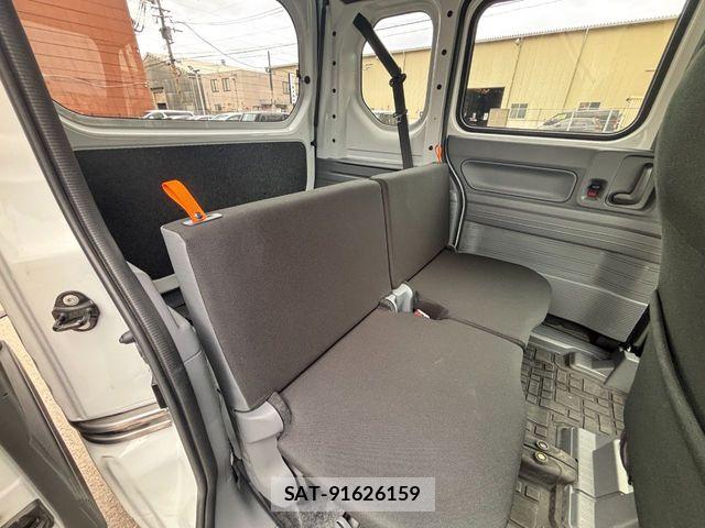 Honda N-VAN 2022-09 8781502-14