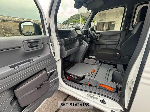 Honda N-VAN 2022-09 8781502-22
