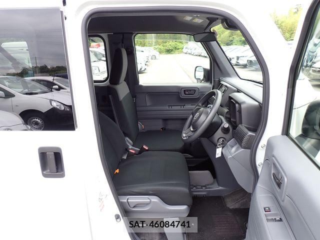 Honda N-VAN 2021-04 8781512-14
