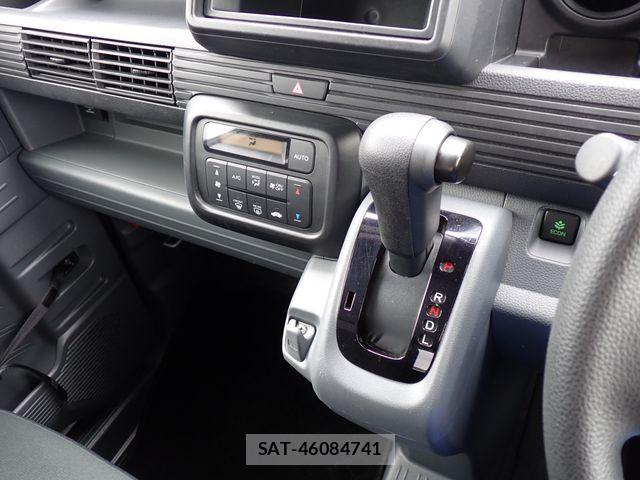 Honda N-VAN 2021-04 8781512-7