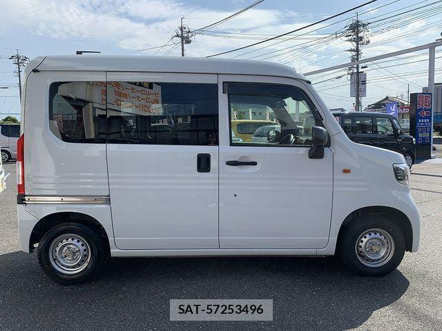 Honda N-VAN 2022-03 8781503-21