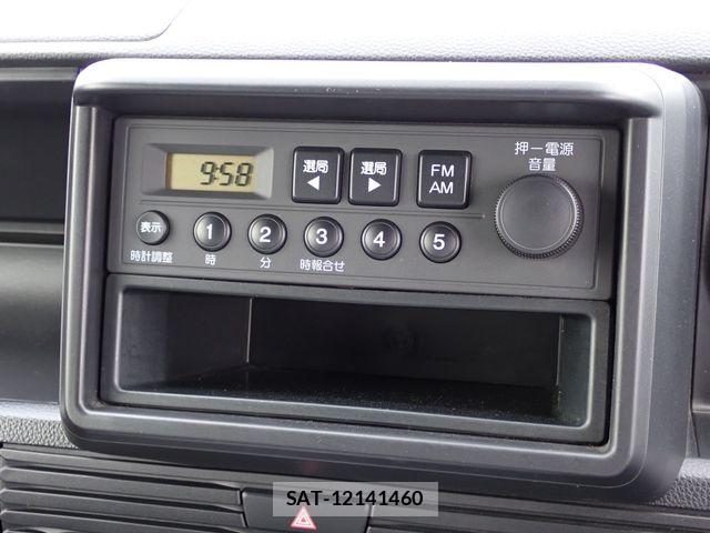 Honda N-VAN 2020-04 8781505-4