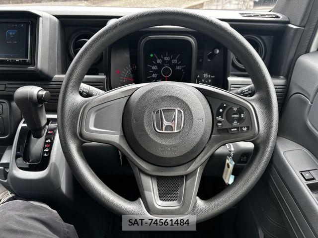 Honda N-VAN 2022-09 8830935-8