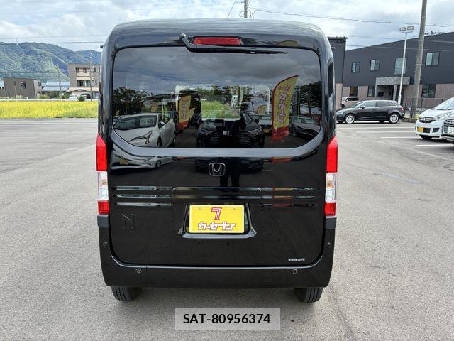 Honda N-VAN 2025-05 8830933-9