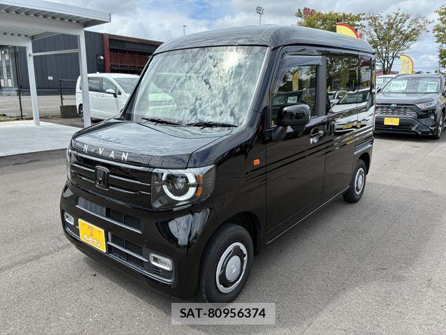 Honda N-VAN 2025-05 8830933-12