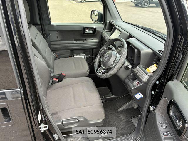 Honda N-VAN 2025-05 8830933-13