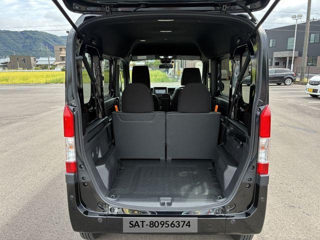 Honda N-VAN 2025-05 8830933-21