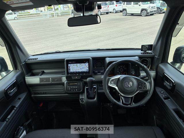 Honda N-VAN 2025-05 8830933-3