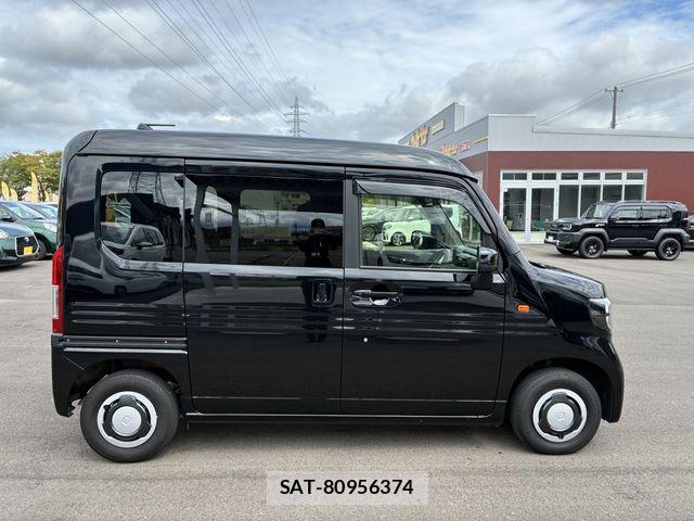 Honda N-VAN 2025-05 8830933-7