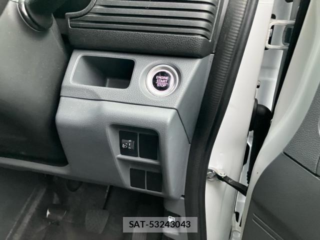Honda N-VAN 2026-04 8830934-11