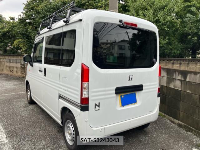 Honda N-VAN 2026-04 8830934-3