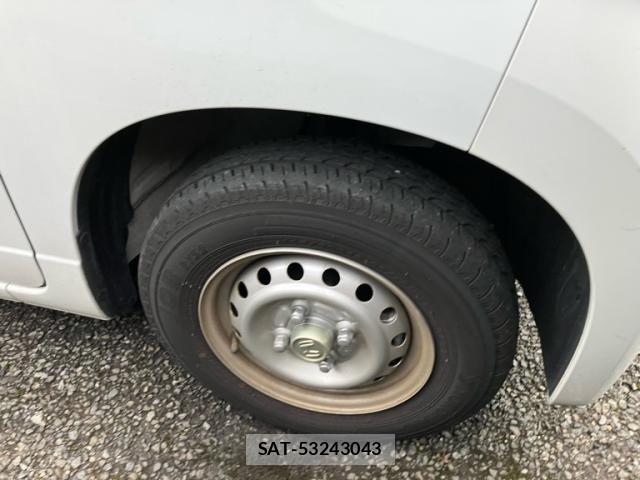 Honda N-VAN 2026-04 8830934-5