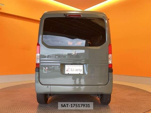 Honda N-VAN 2025-02 8830932-19