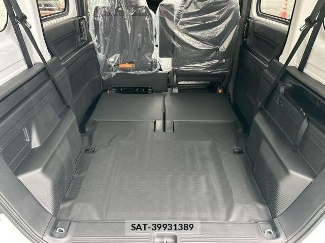 Honda N-VAN 2026-04 8871768-9