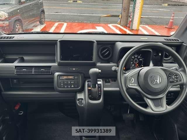 Honda N-VAN 2026-04 8871768-6