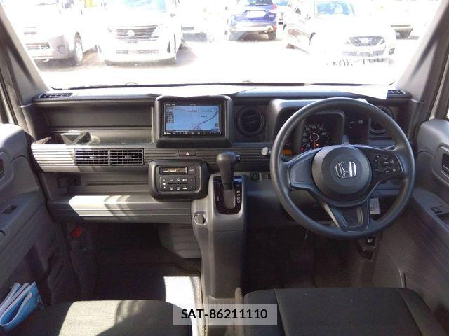 Honda N-VAN 2020-08 8871769-1