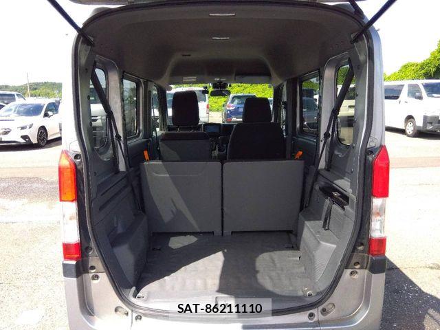 Honda N-VAN 2020-08 8871769-5