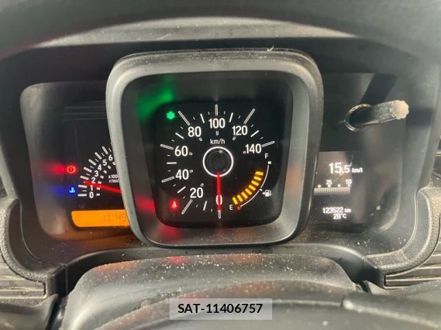 Honda N-VAN 2019-03 8881392-12