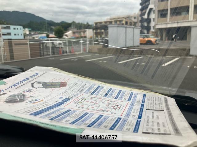 Honda N-VAN 2019-03 8881392-23