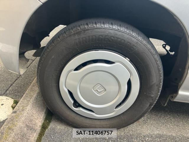 Honda N-VAN 2019-03 8881392-5
