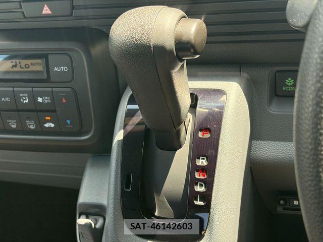 Honda N-VAN 2020-07 8881391-11