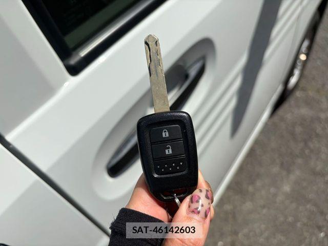 Honda N-VAN 2020-07 8881391-4