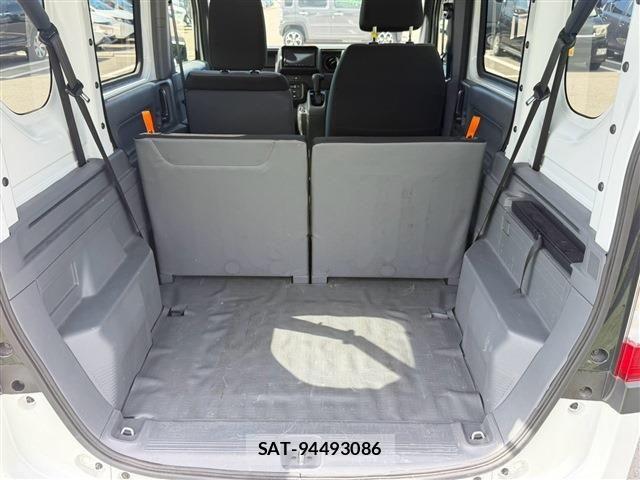 Honda N-VAN 2022-09 8881390-15