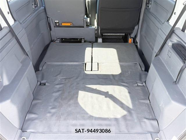 Honda N-VAN 2022-09 8881390-16