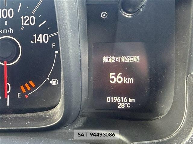 Honda N-VAN 2022-09 8881390-21