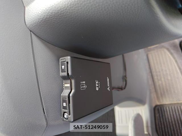 Honda N-VAN 2020-04 8881389-15