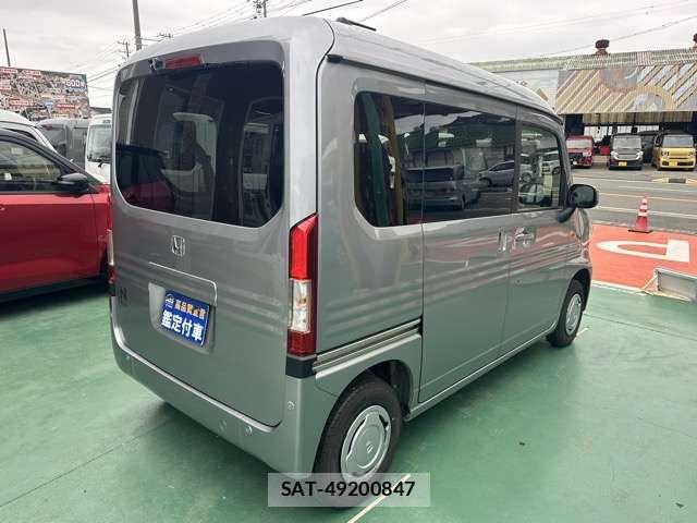 Honda N-VAN 2025-10 8881387-12