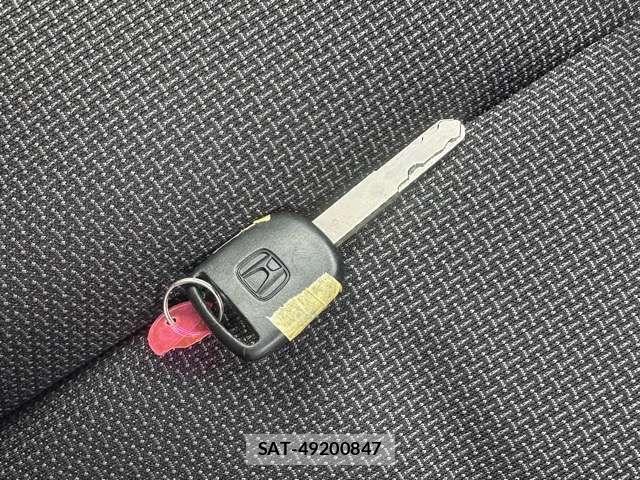 Honda N-VAN 2025-10 8881387-16