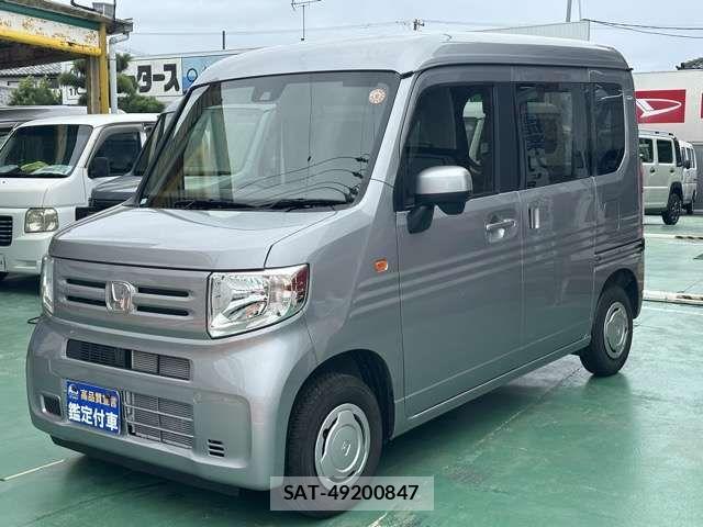Honda N-VAN 2025-10 8881387-2
