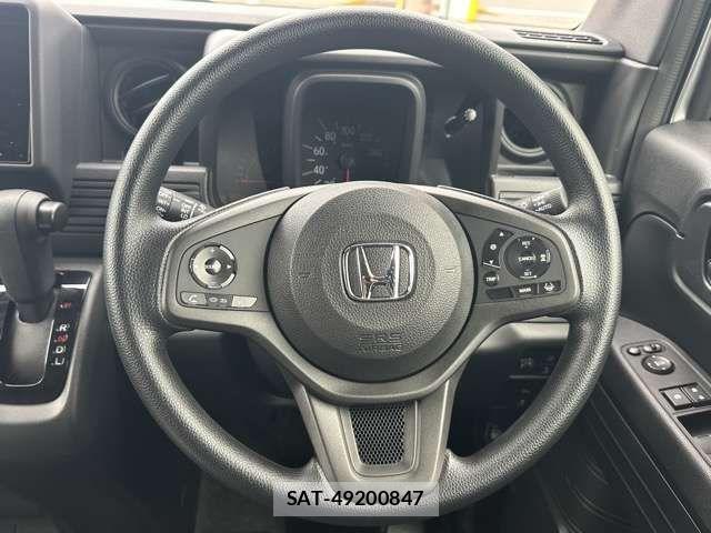Honda N-VAN 2025-10 8881387-7