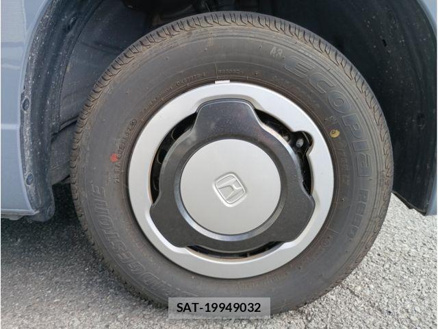 Honda N-VAN 2024-08 8881386-9