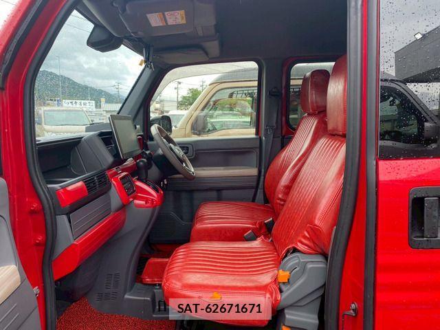 Honda N-VAN 2019-04 1073627-13