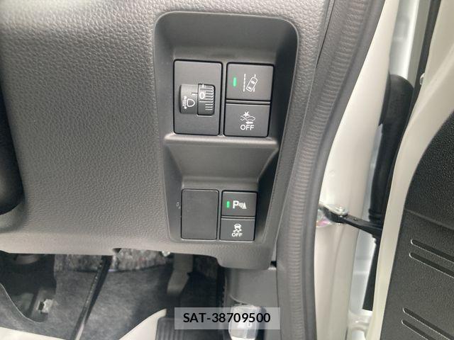 Honda N-VAN 2025-06 1264958-9