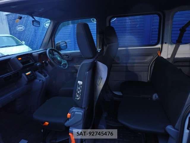 Honda N-VAN 2019-10 1309617-10