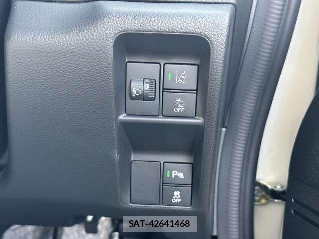 Honda N-VAN 2025-09 1319989-17