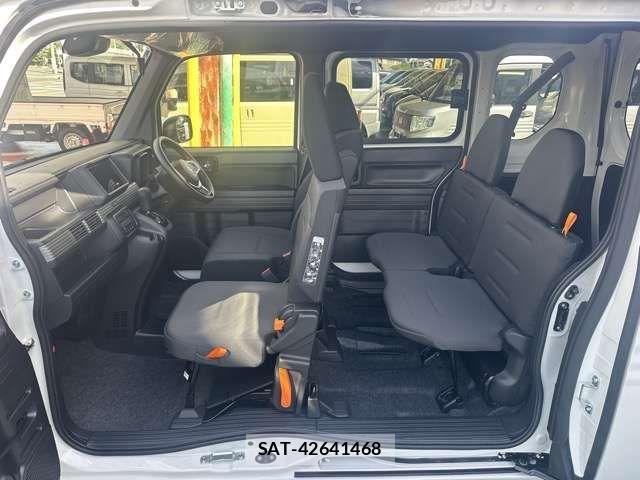 Honda N-VAN 2025-09 1319989-5